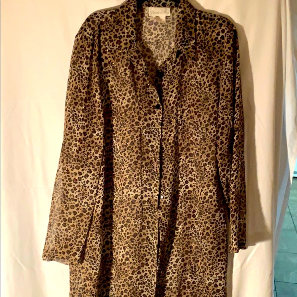Long sleeve animal print blouse